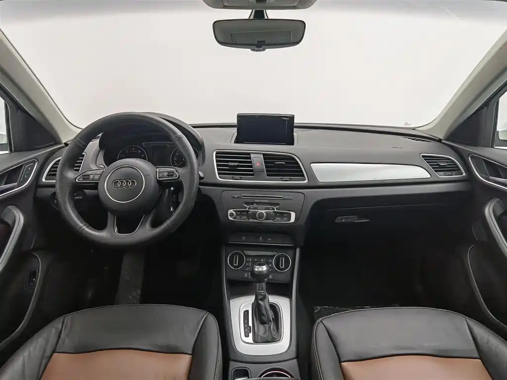Audi Q3 2018 30th Anniversary Edition 30 TFSI Fashion фото 5