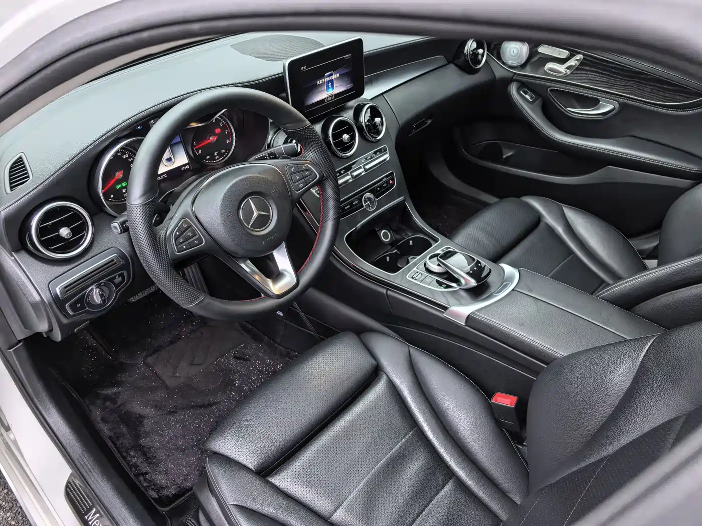 Mercedes-Benz C-Class 2018 C 200 L Sport Achievement Special Edition фото 4