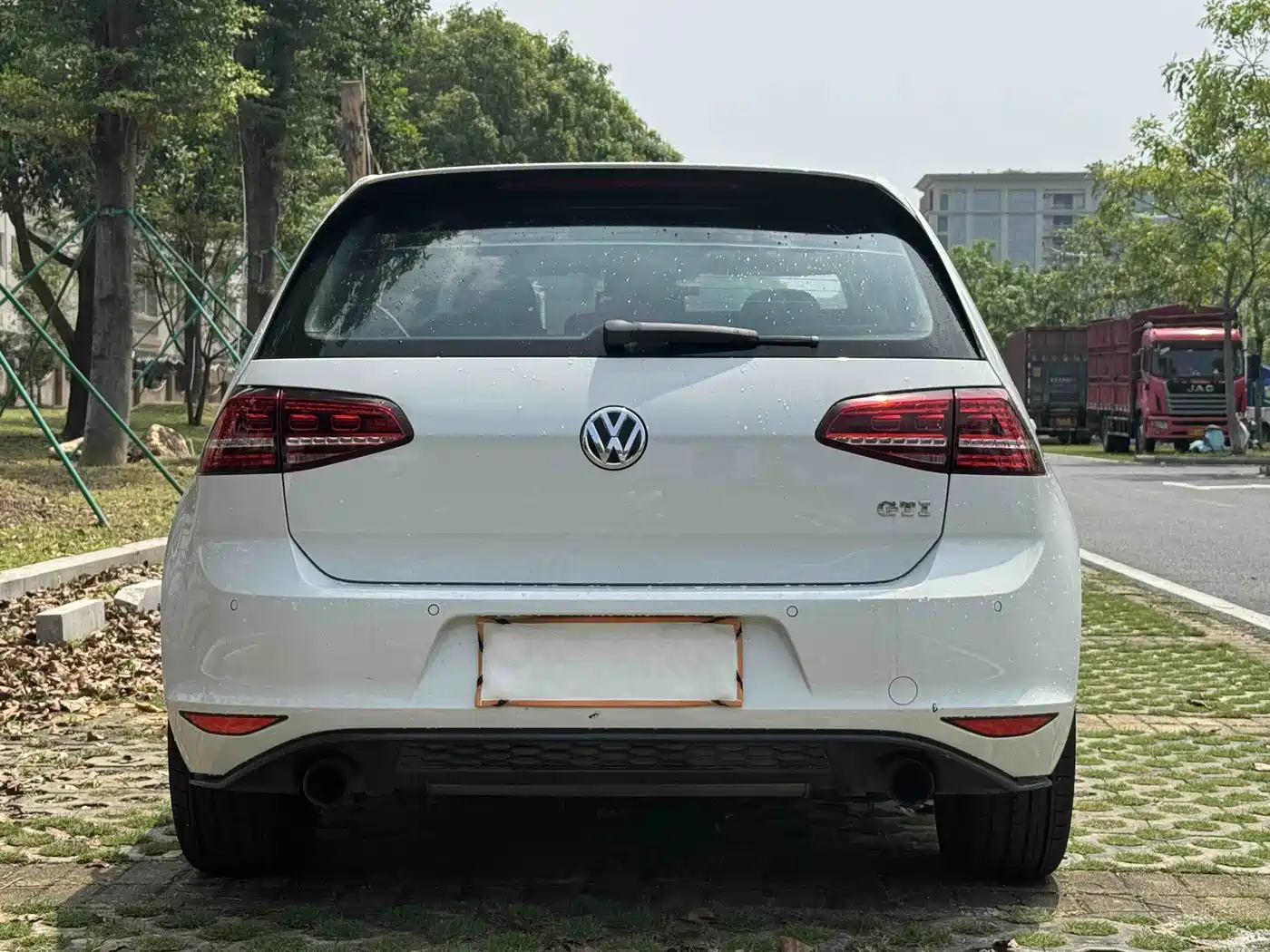 Volkswagen Golf GTI 2016 2.0TSI GTI фото 6