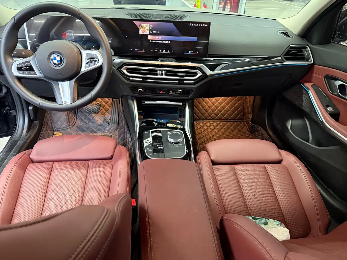 BMW i3 2024 eDrive 35 L фото 11