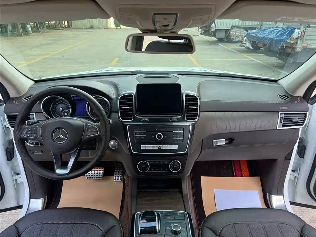 Mercedes-Benz GLE 2016 GLE 400 4MATIC фото 11