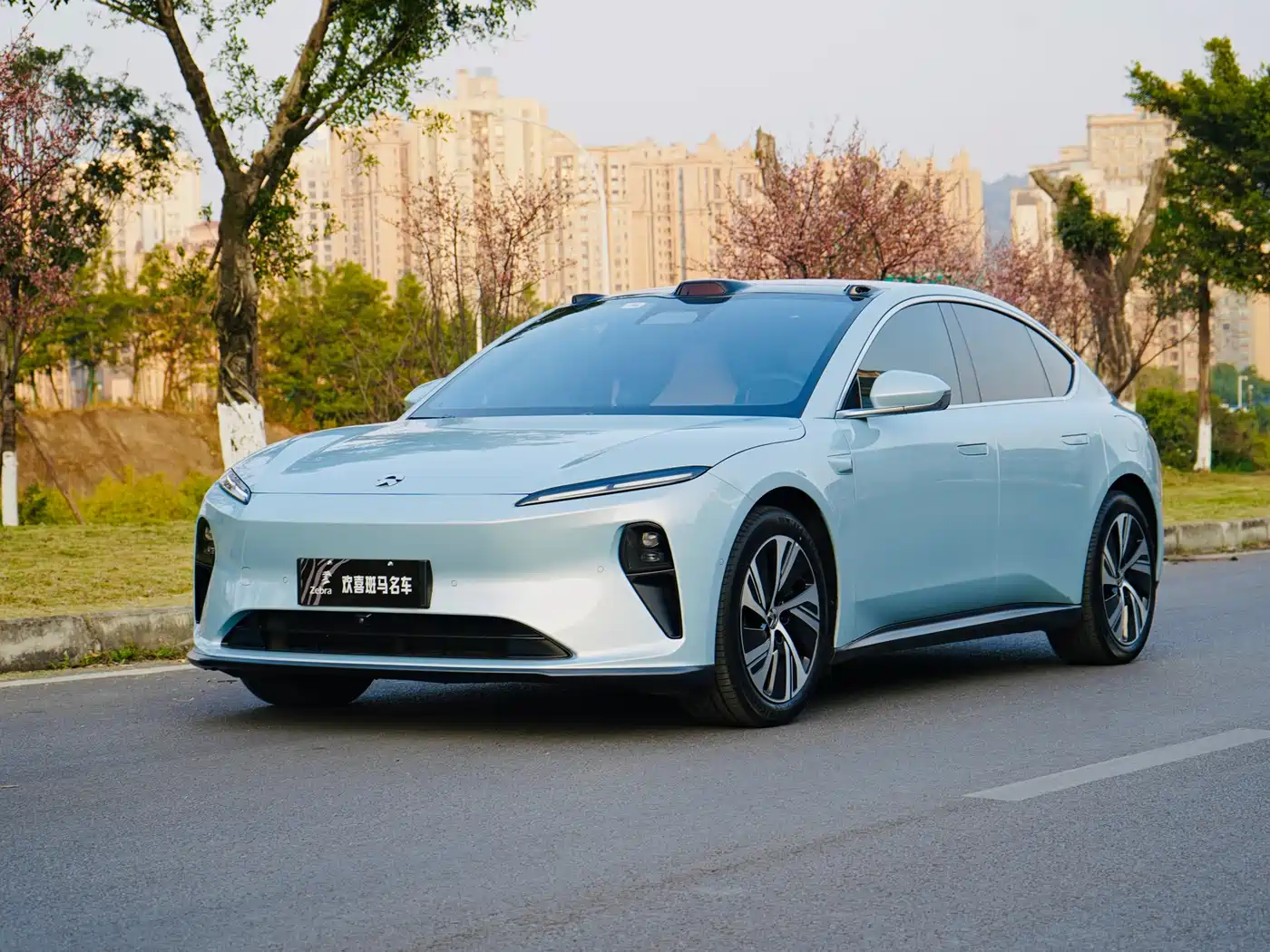 NIO NIO ET5