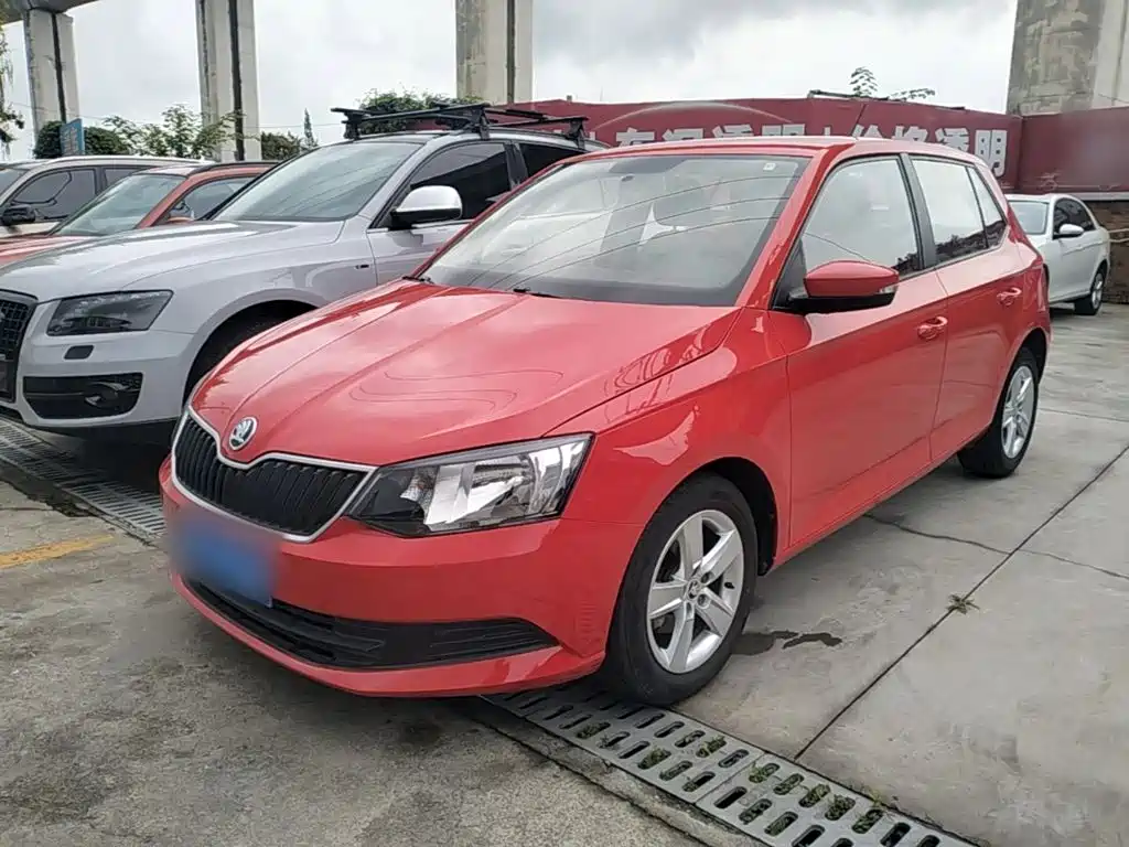 Škoda Fabia 2017 2017 1.4L Manual Car Enjoy Edition