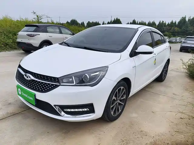 Chery Arrizo 5 PRO 1.5L, Механика, Молодёжная