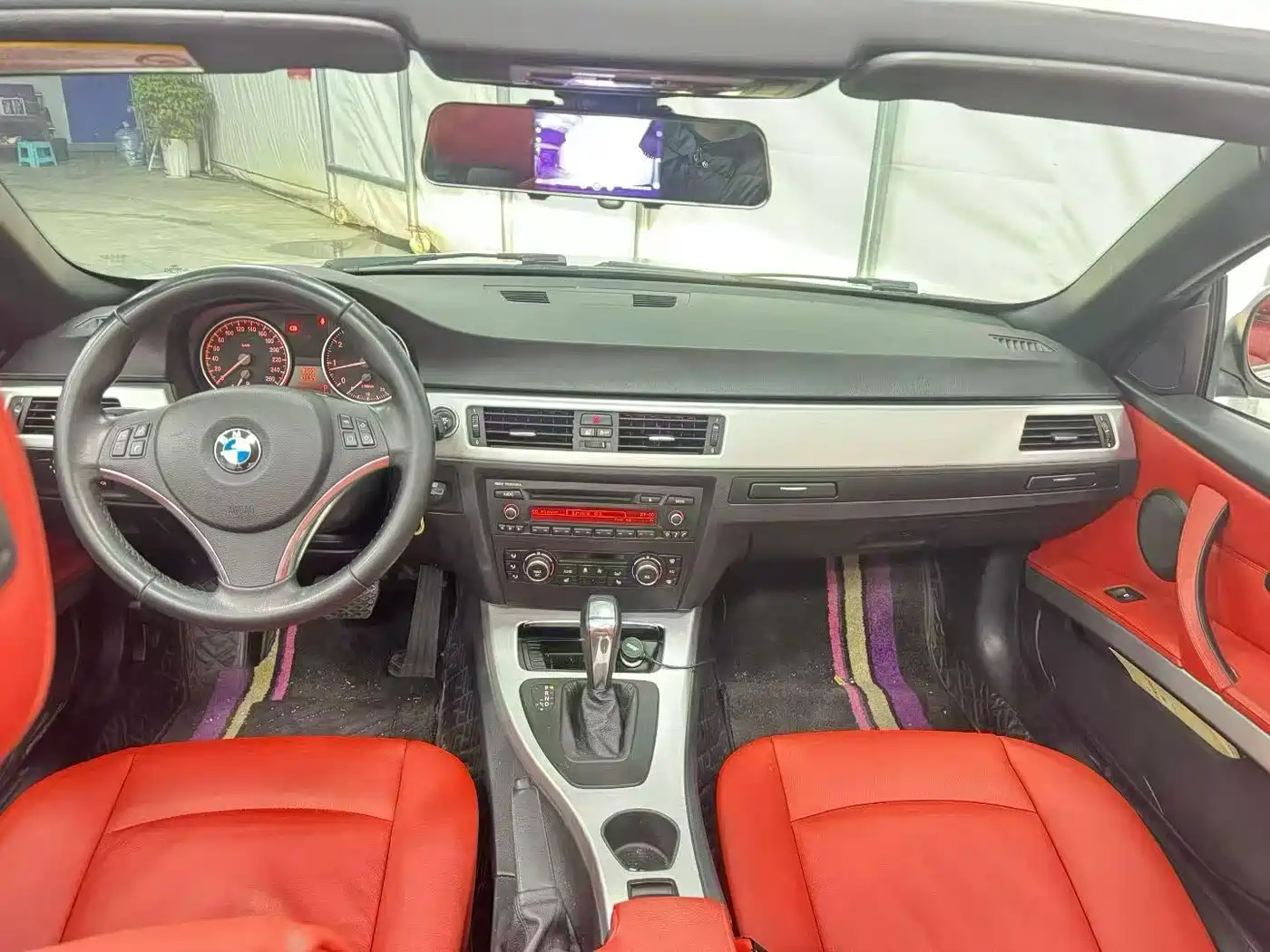 BMW 3 Series (Import) 2011 320i Convertible фото 5