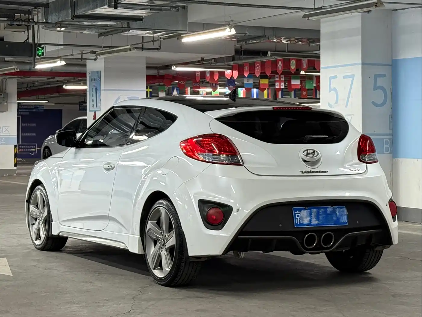 Hyundai Veloster 2012 1.6T Automatic Luxury фото 6