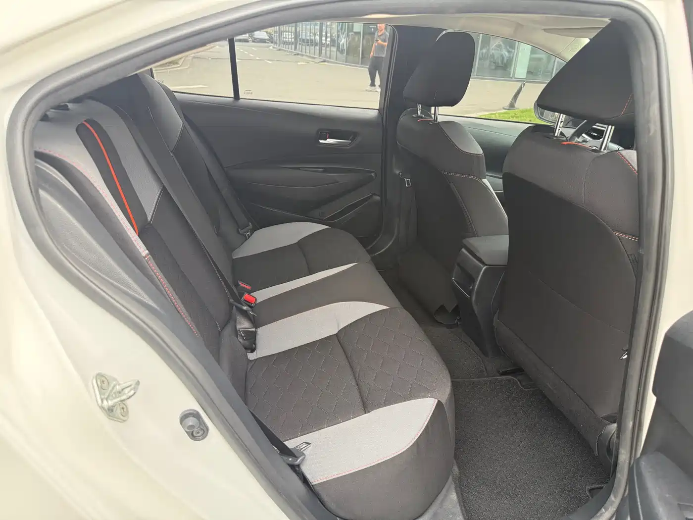 Toyota Corolla 2021 1.2T S-CVT Elite Edition фото 12