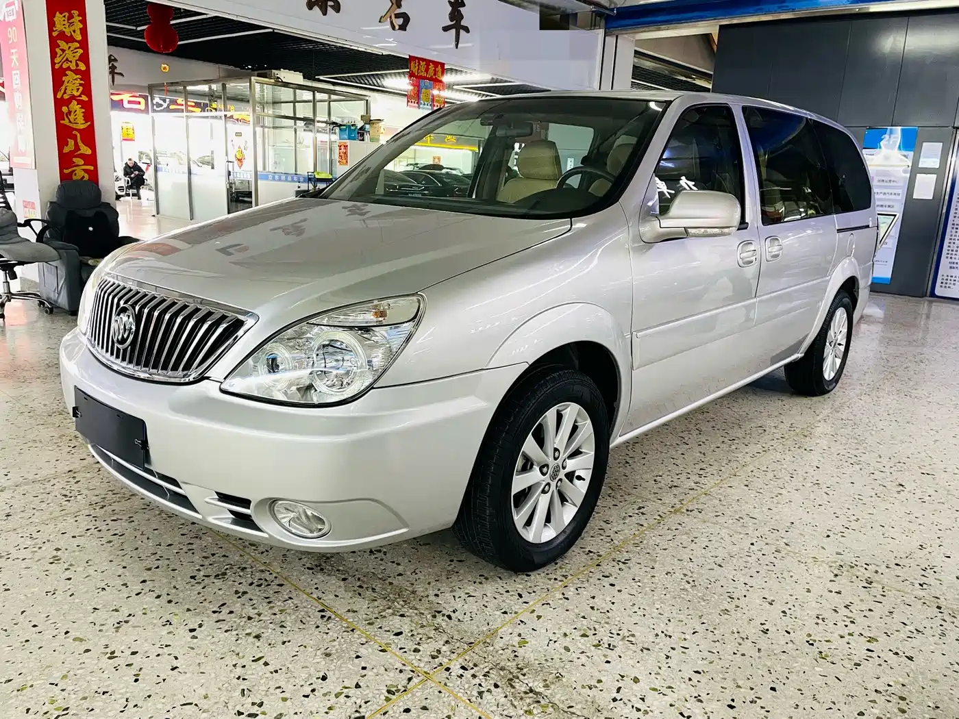 Buick GL8 2013 2.4L Classic фото 2