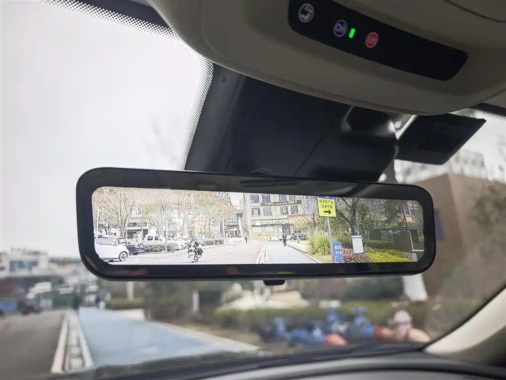 Buick Envision Plus 2022 Enclave Plus 652T 5-Seater Luxury фото 24