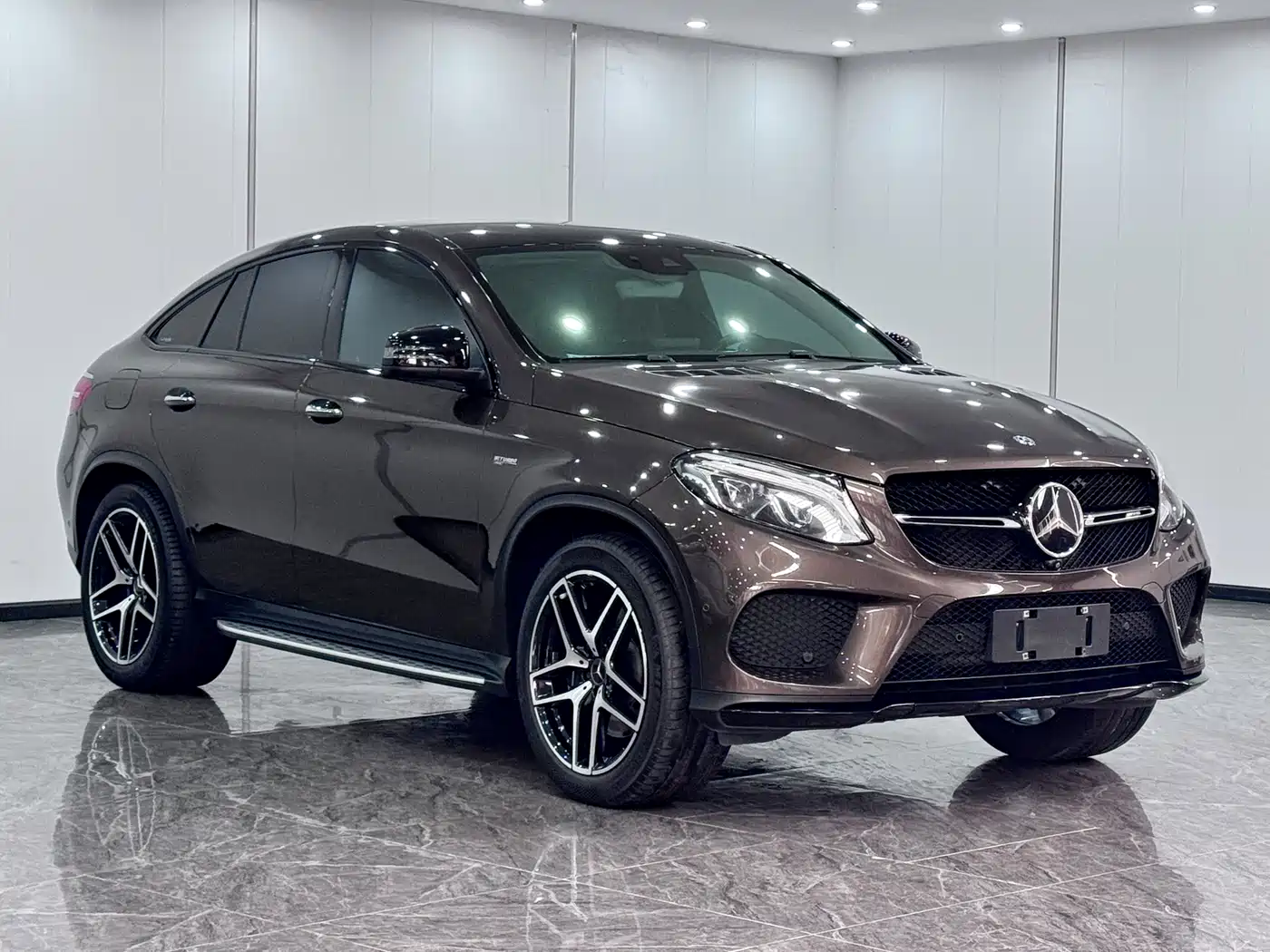 Mercedes-Benz GLE Coupe AMG 2017 AMG GLE 43 4MATIC Coupe SUV фото 2