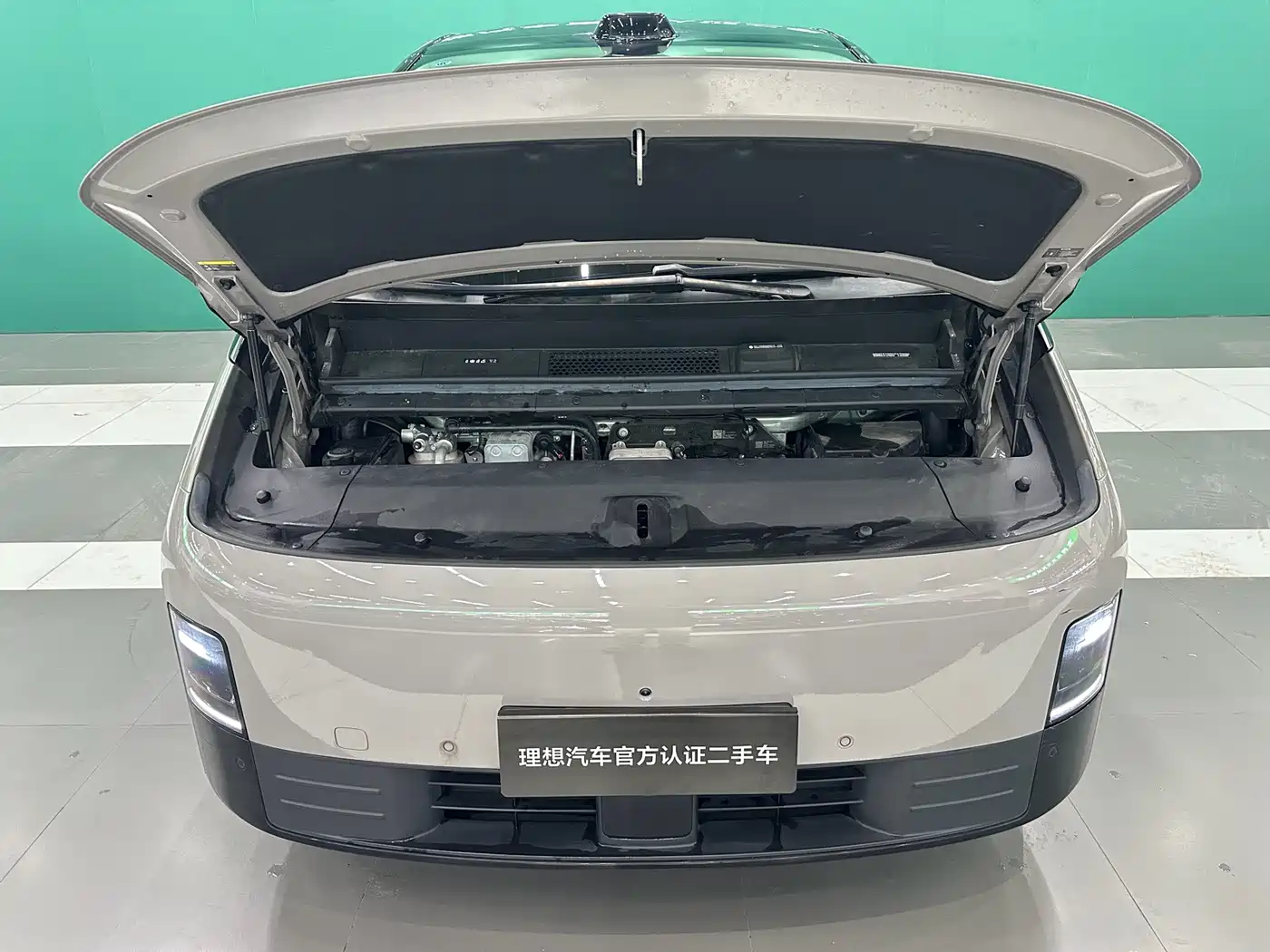 Li Auto MEGA 2024 2024 Ultra