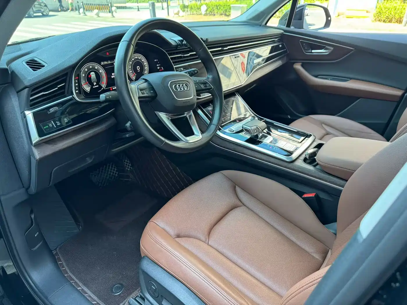 AUDI Q7