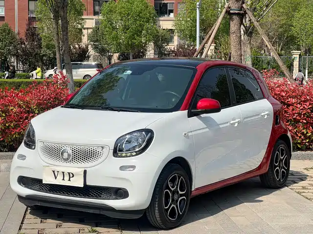 SMART FORFOUR