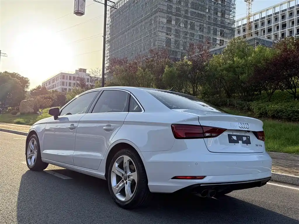 Audi A3 2019 Limousine 35 TFSI Progressive China V фото 6