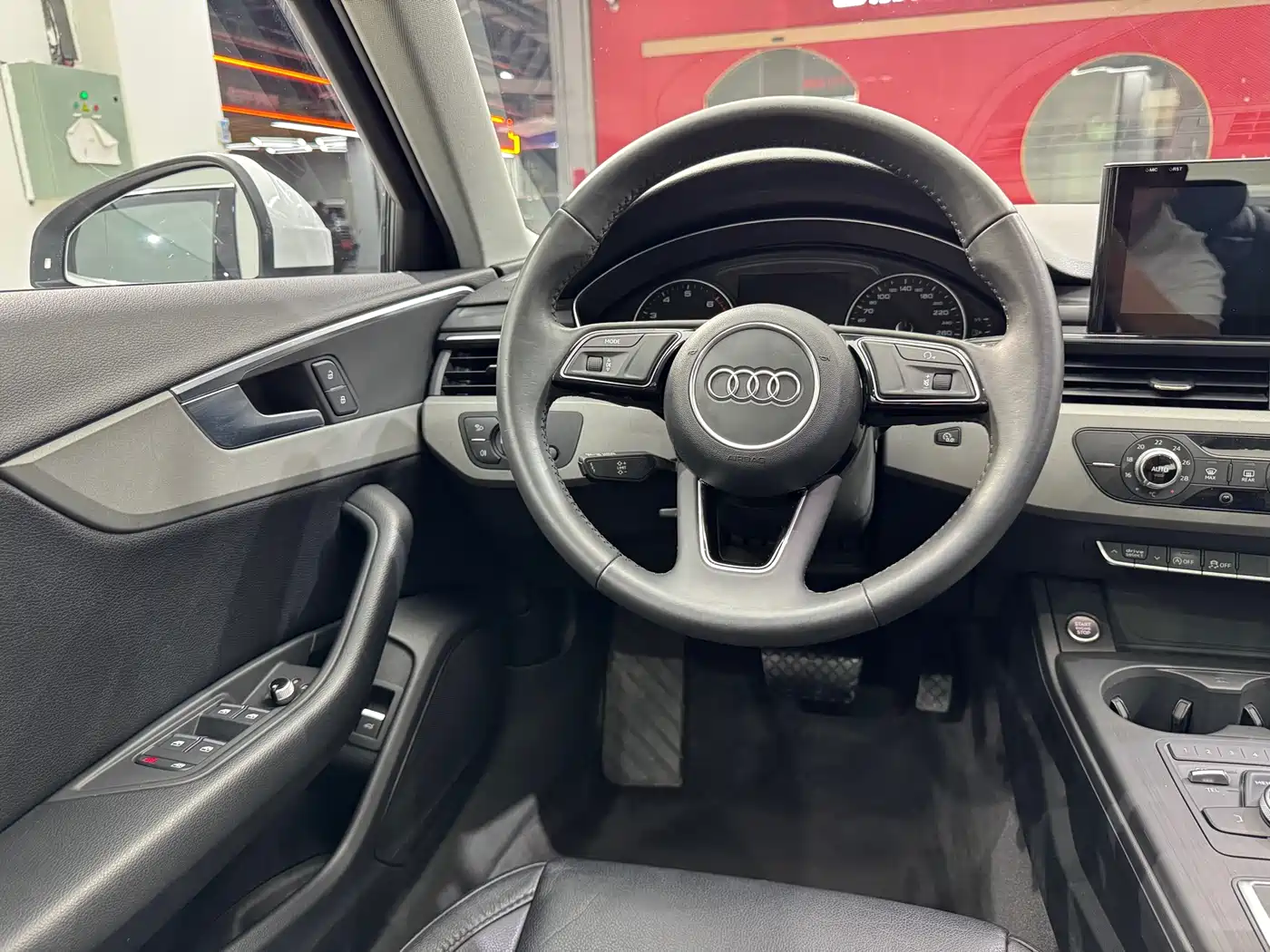 Audi A4L 2017 40 TFSI Progressive фото 10