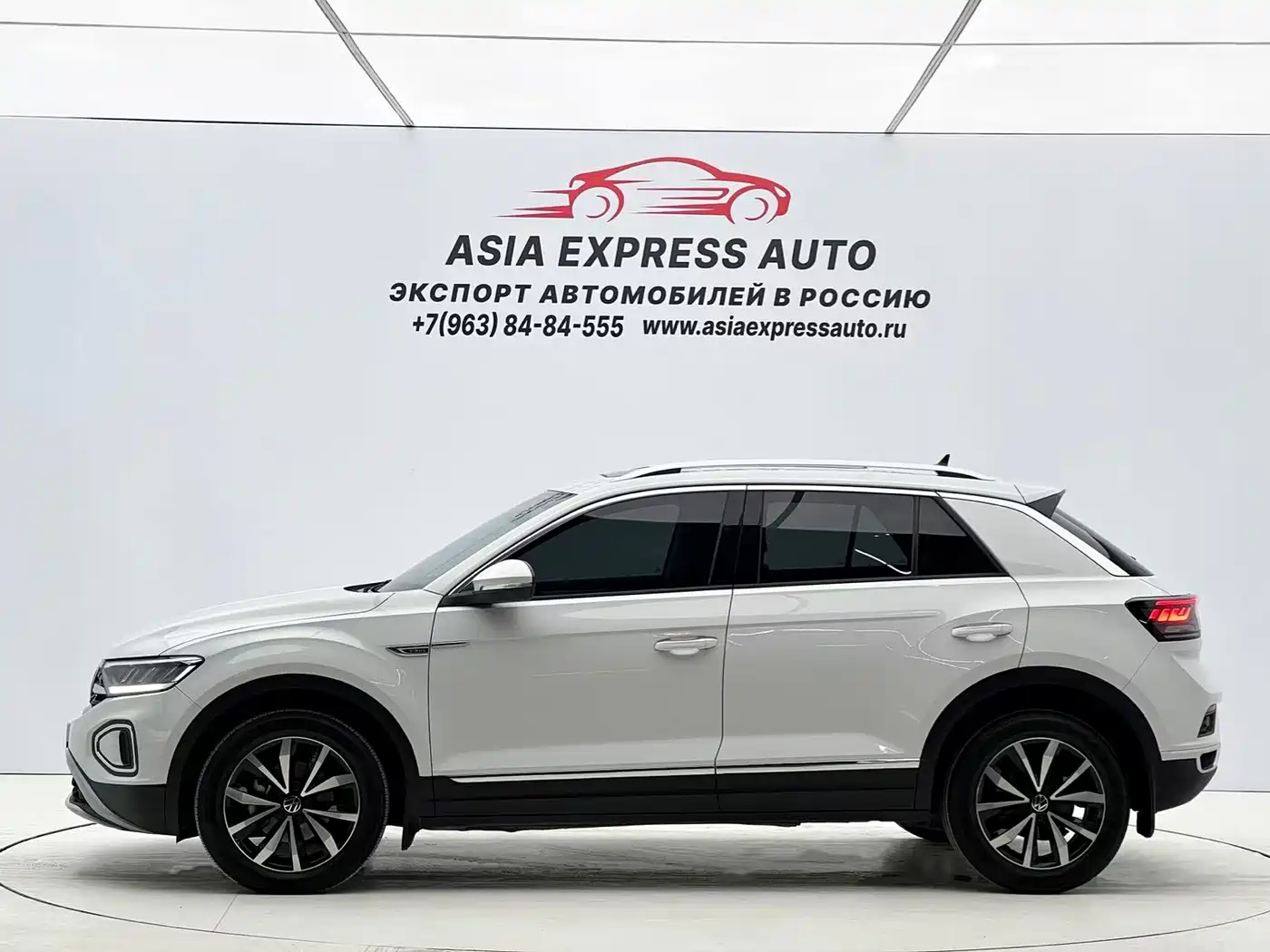 Volkswagen T-ROC 2023 280TSI DSG 2WD Time Edition фото 7