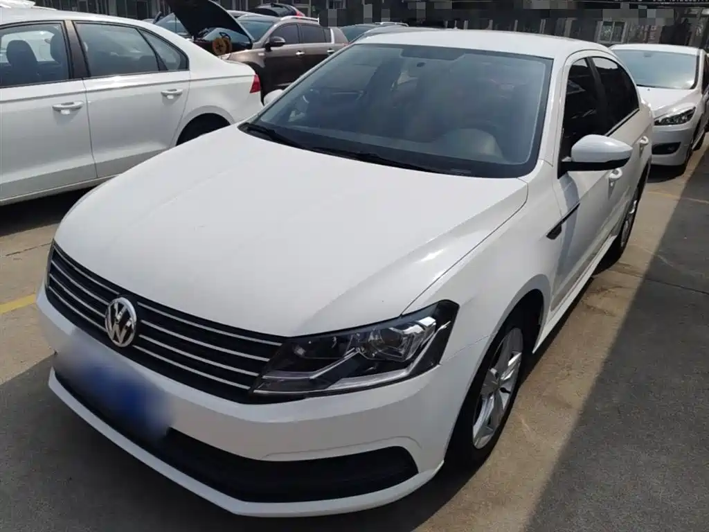 Volkswagen Lavida 2017 1.6L Automatic Trend Edition фото 2