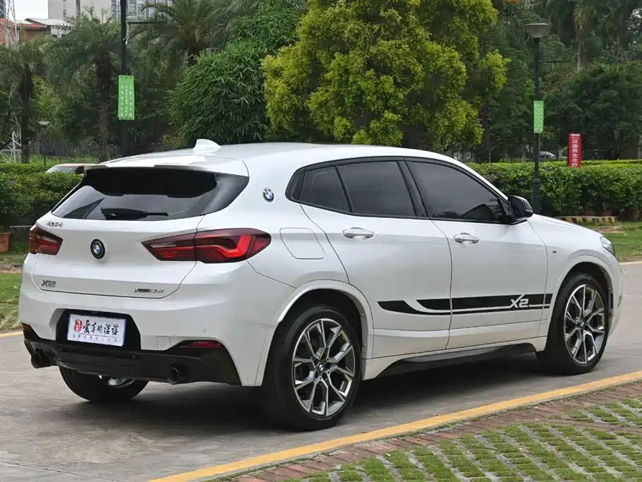 BMW X2 2021 Facelift xDrive25i Shadow Night Edition фото 5
