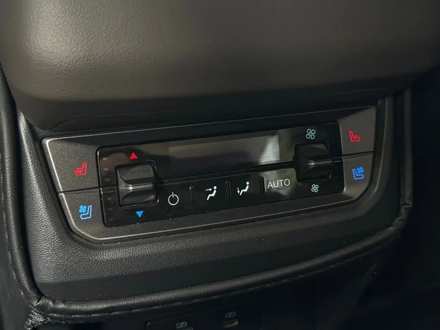 Photo 15 - Ford Edge