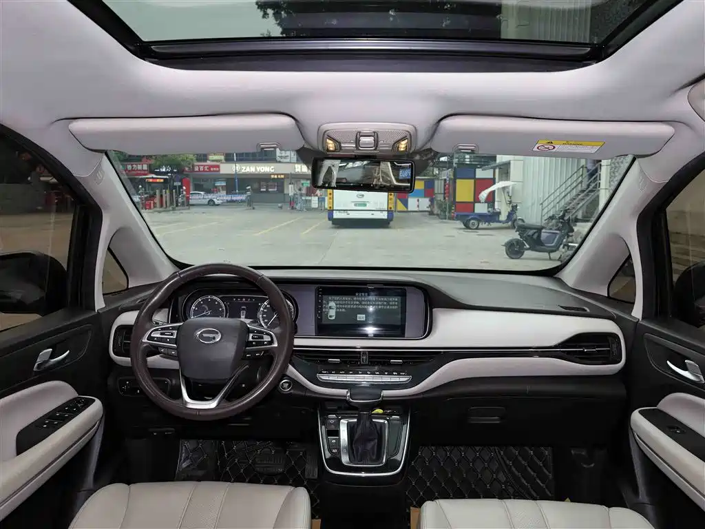 GAC Trumpchi Trumpchi M6 2019 270T DCT Premium Edition (7-seater) (China VI) фото 5
