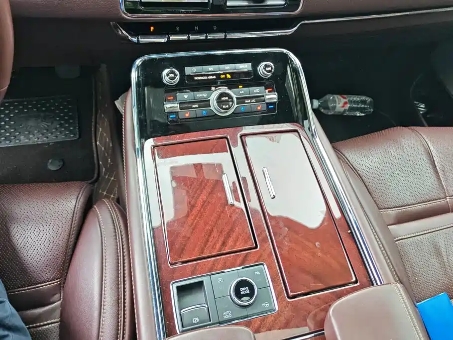 Lincoln Navigator 2022 2020 3.5T Long Wheelbase Presidential Edition