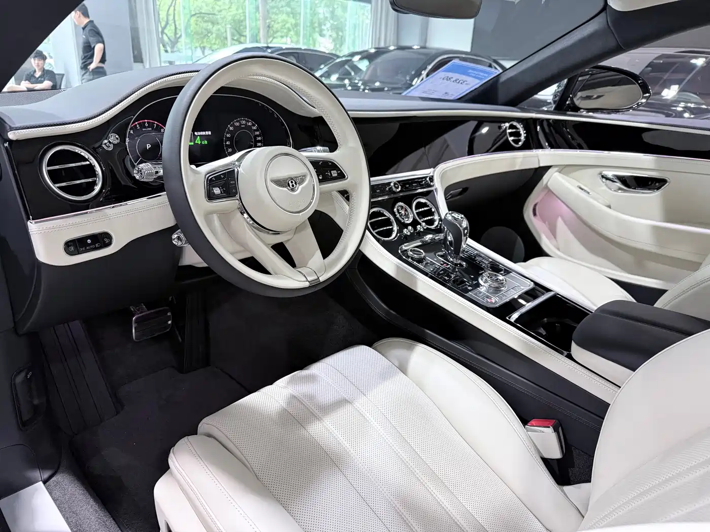 Bentley Continental Plug-in Hybrid 2026 2026 GT Base Model