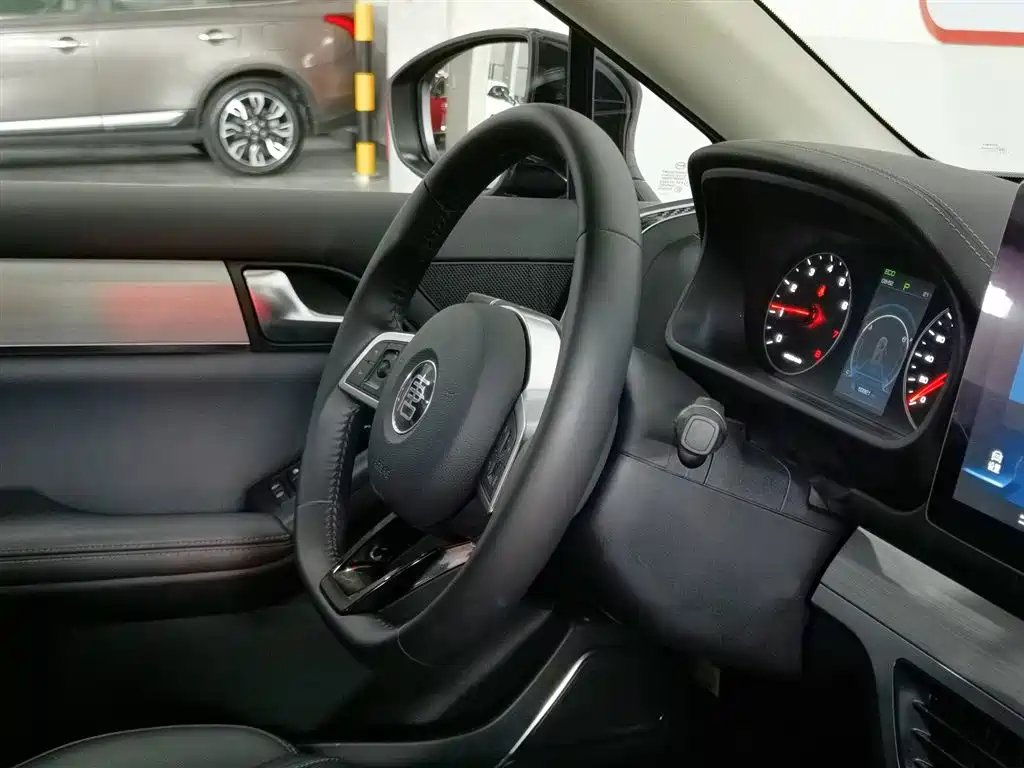 BYD Tang 2018 2.0T Automatic Smart Connection Noble Edition 7-Seater China V фото 22