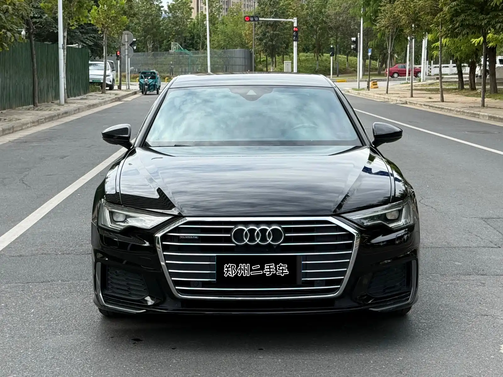 Фото 2 - Audi A6L
