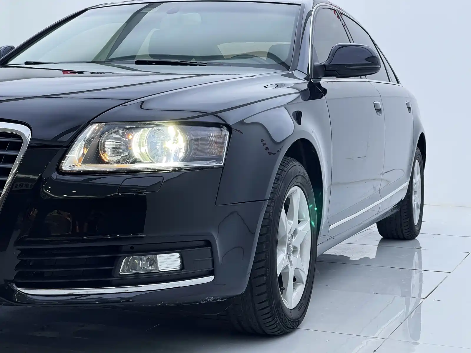 Фото 9 - Audi A6L