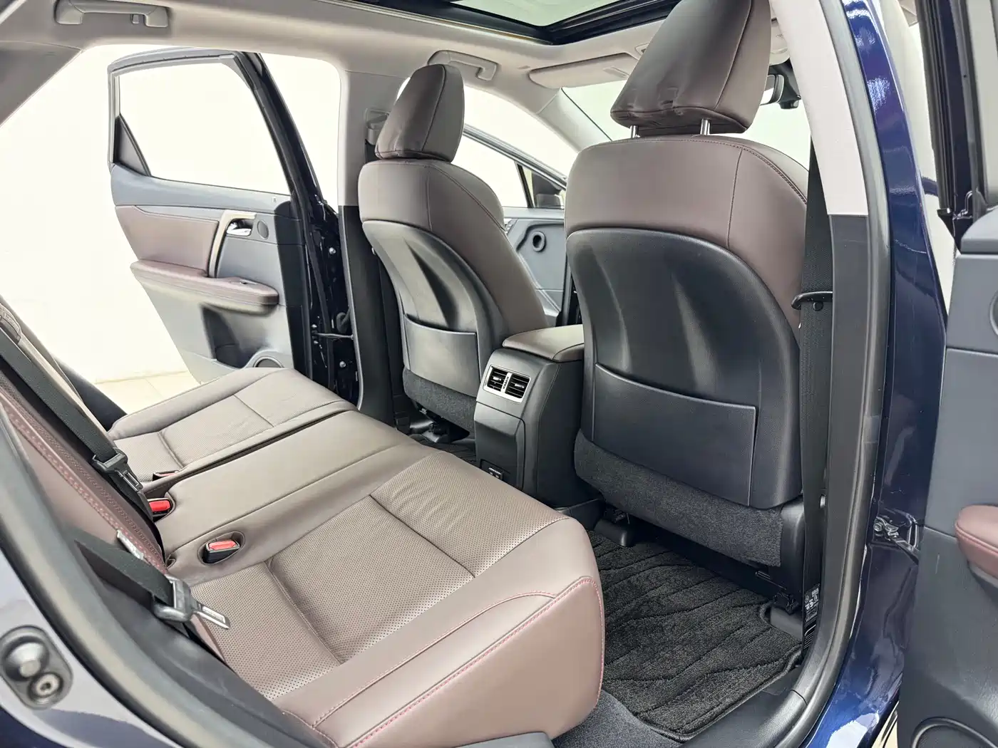 Lexus RX 2020 300 4WD Elegance Edition China VI фото 12