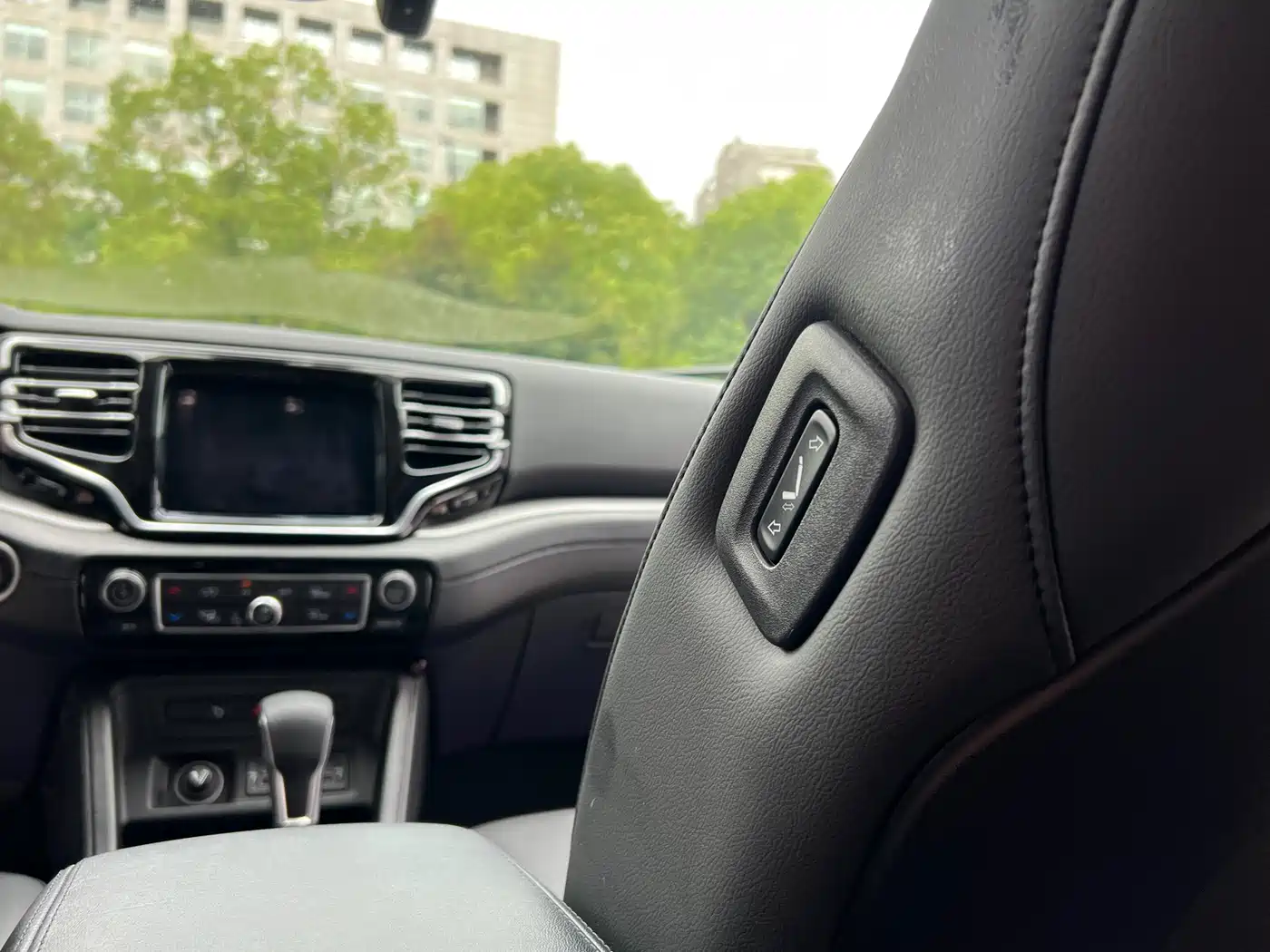 Jeep Grand Commander 2020 2018 2.0T 2WD Enjoyment (China VI)