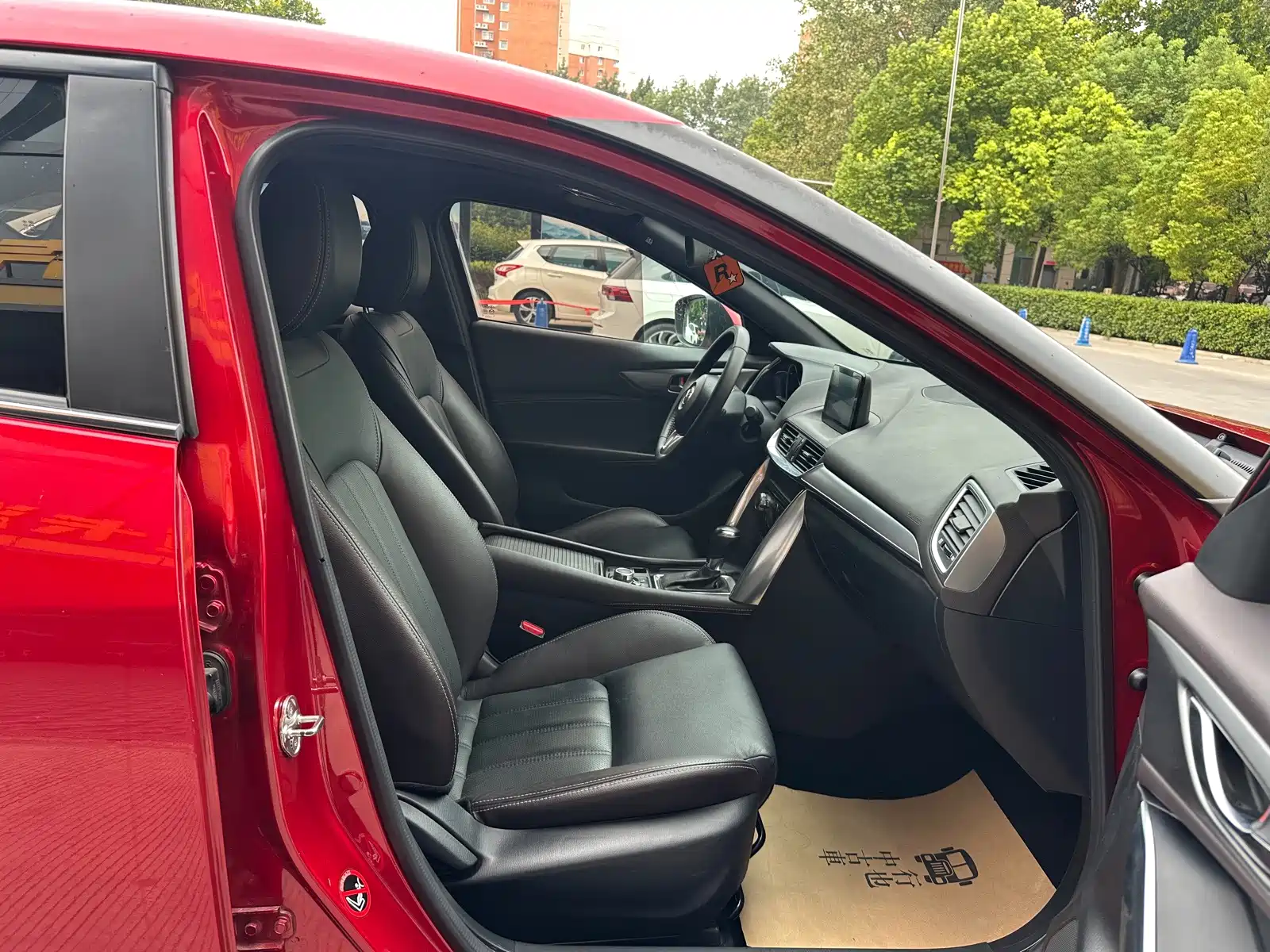 Фото 15 - Mazda CX-4
