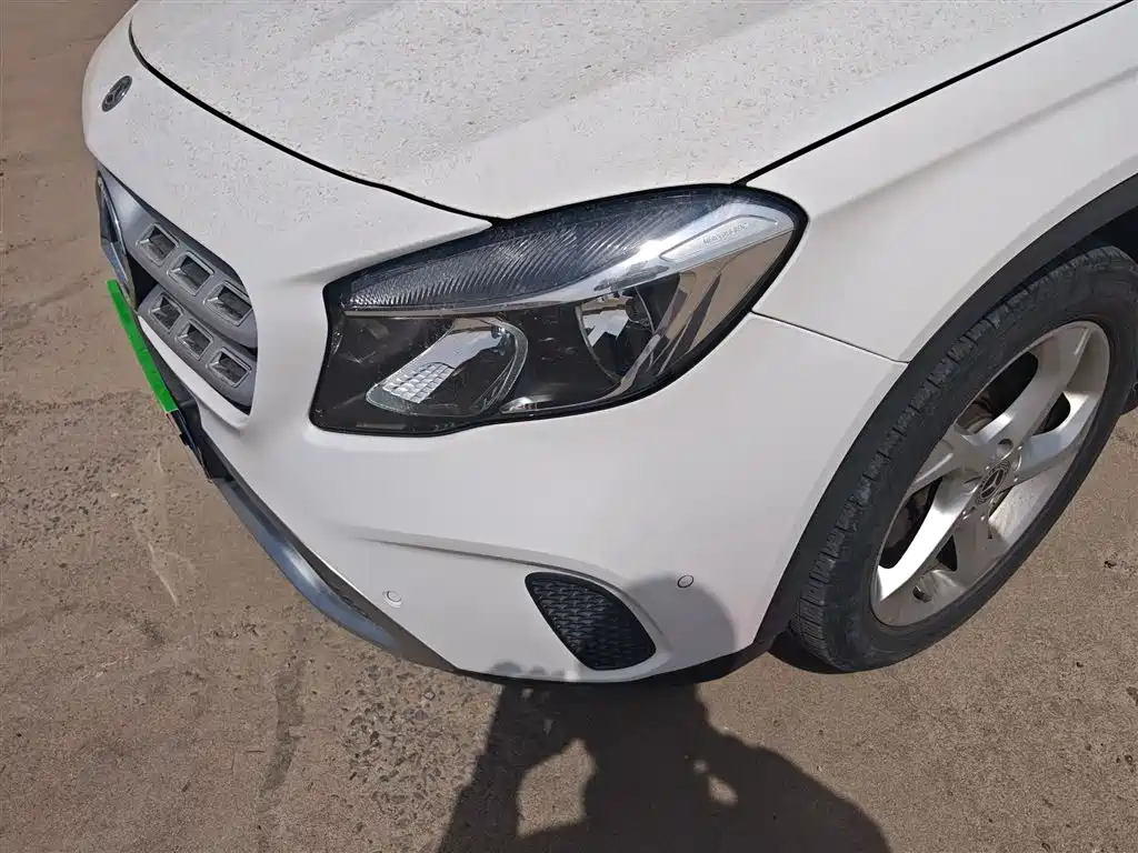 Mercedes-Benz GLA 2018 GLA 200 Dynamic фото 18