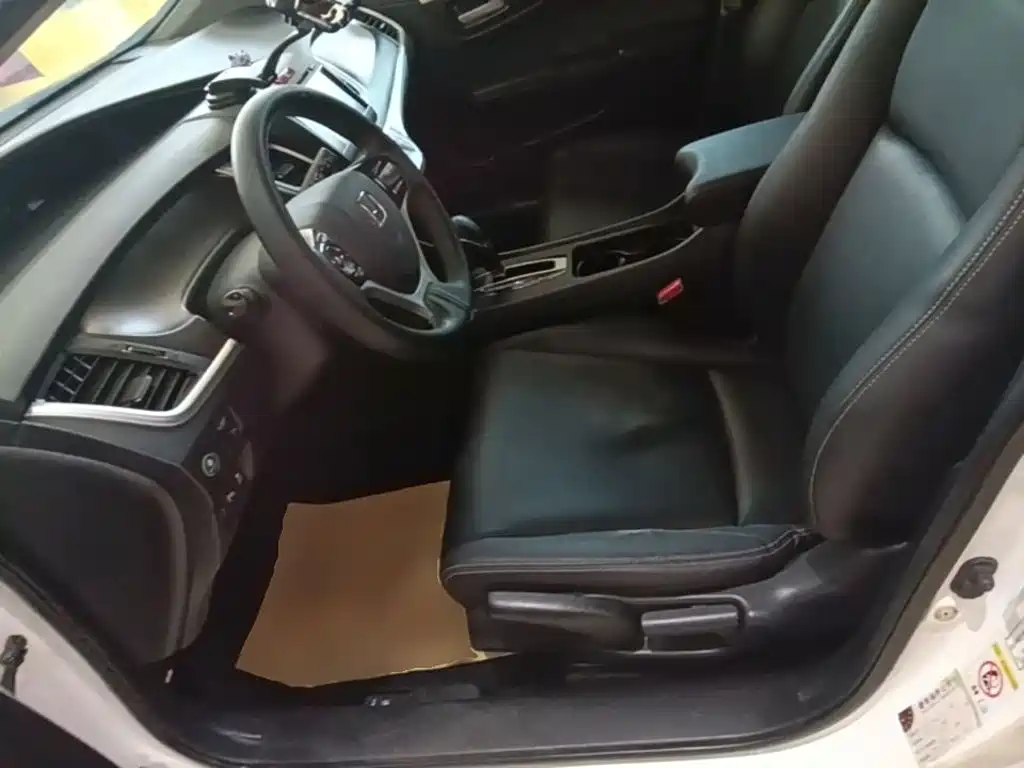 Honda Jade 2014 2014 1.8L Automatic Comfort Elite 5-seater