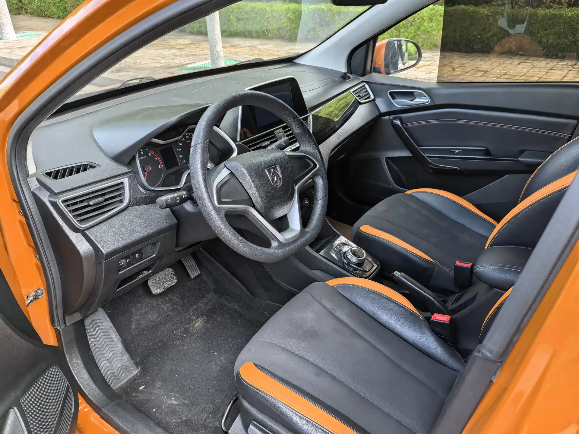 Фото 4 - Baojun 310