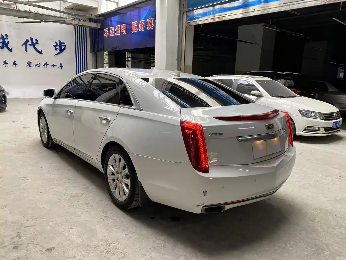 Cadillac XTS 2017 28T Technology фото 6