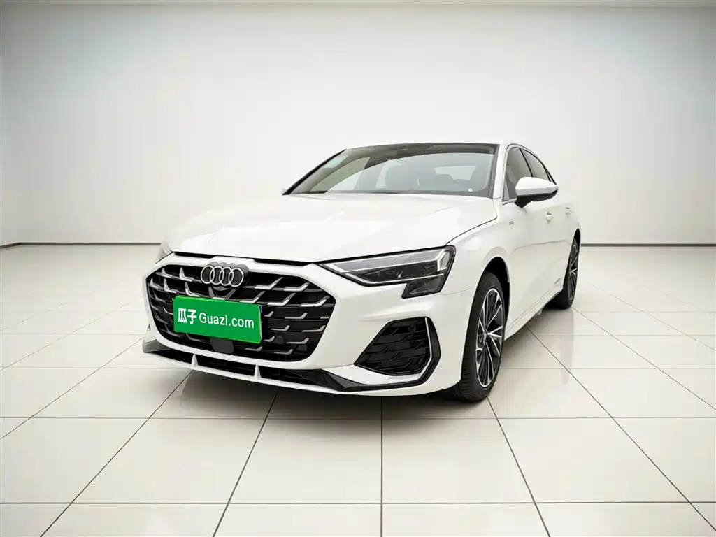 Audi A3 2025 Facelift A3L Limousine 35TFSI Flying Joy Edition фото 2