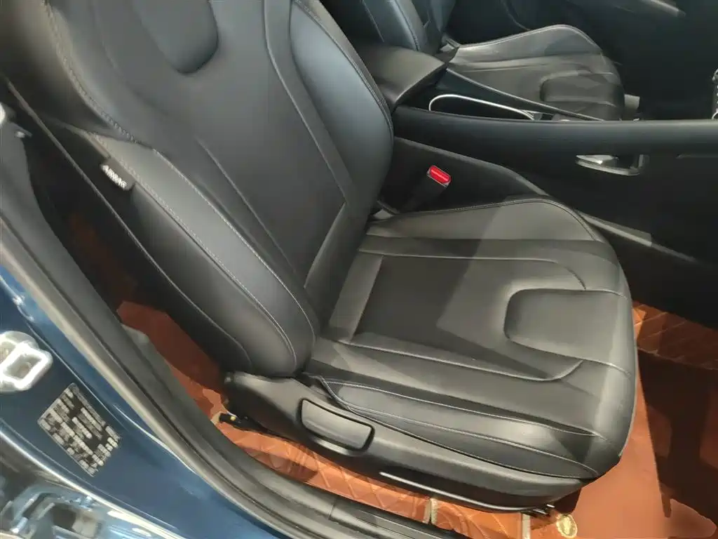 Hyundai Elantra 2021 1.5L CVT GLX Elite Edition фото 25