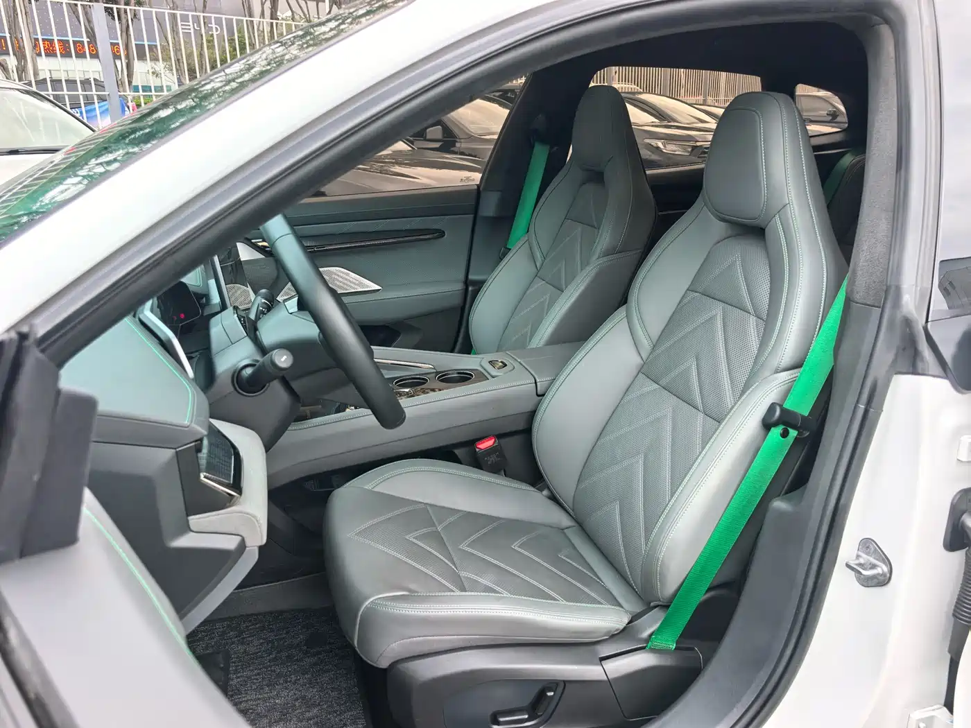 ZEEKR EXTREME KRYPTON 001