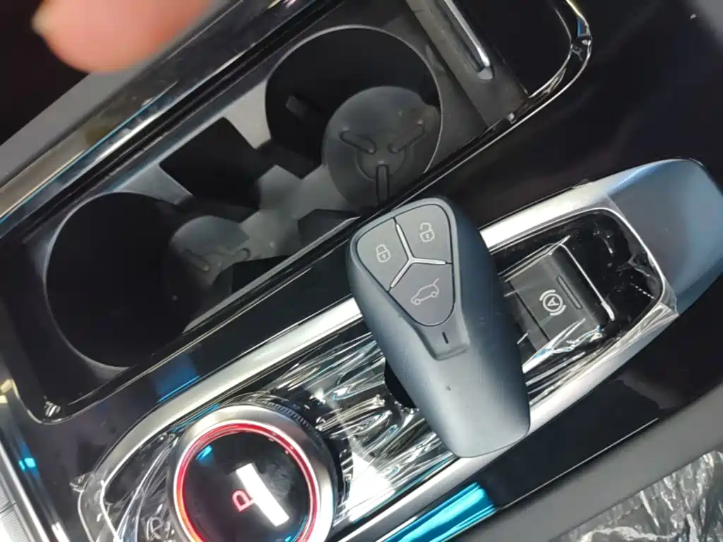 Skyworth Auto Skyworth HT-i 2026 2024 1.5L PHEV 115KM Taidao Edition