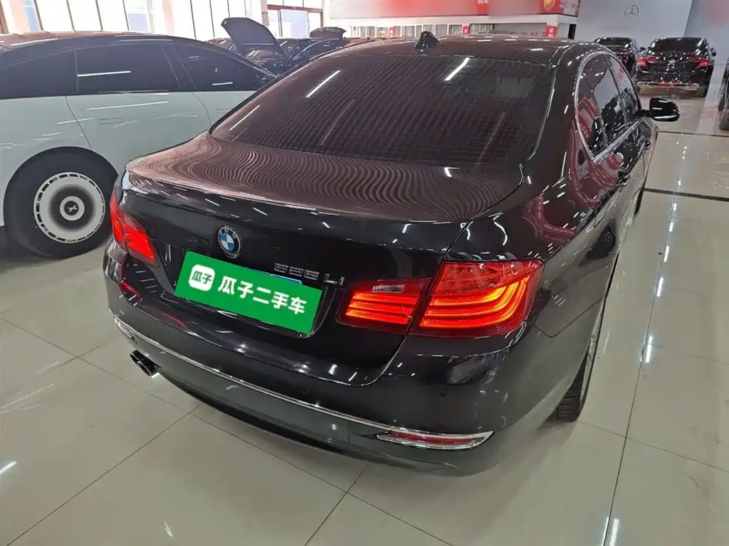 BMW 5 Series 2017 525Li Luxury Design Package фото 5
