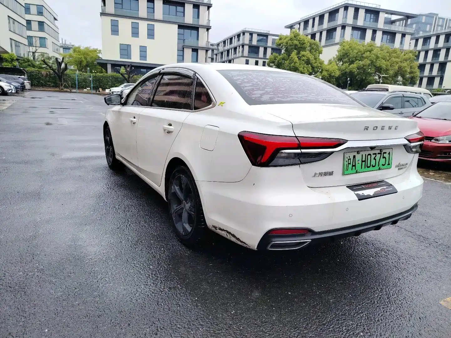 Фото 7 - Roewe i6 MAX EV