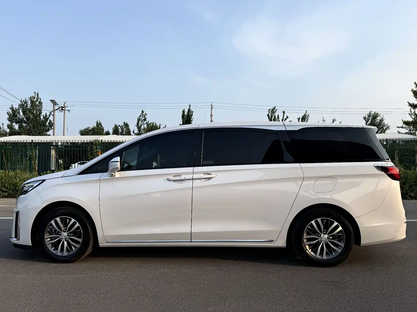 BUICK GL8