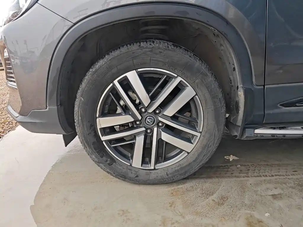 Photo 23 - Changan CS75