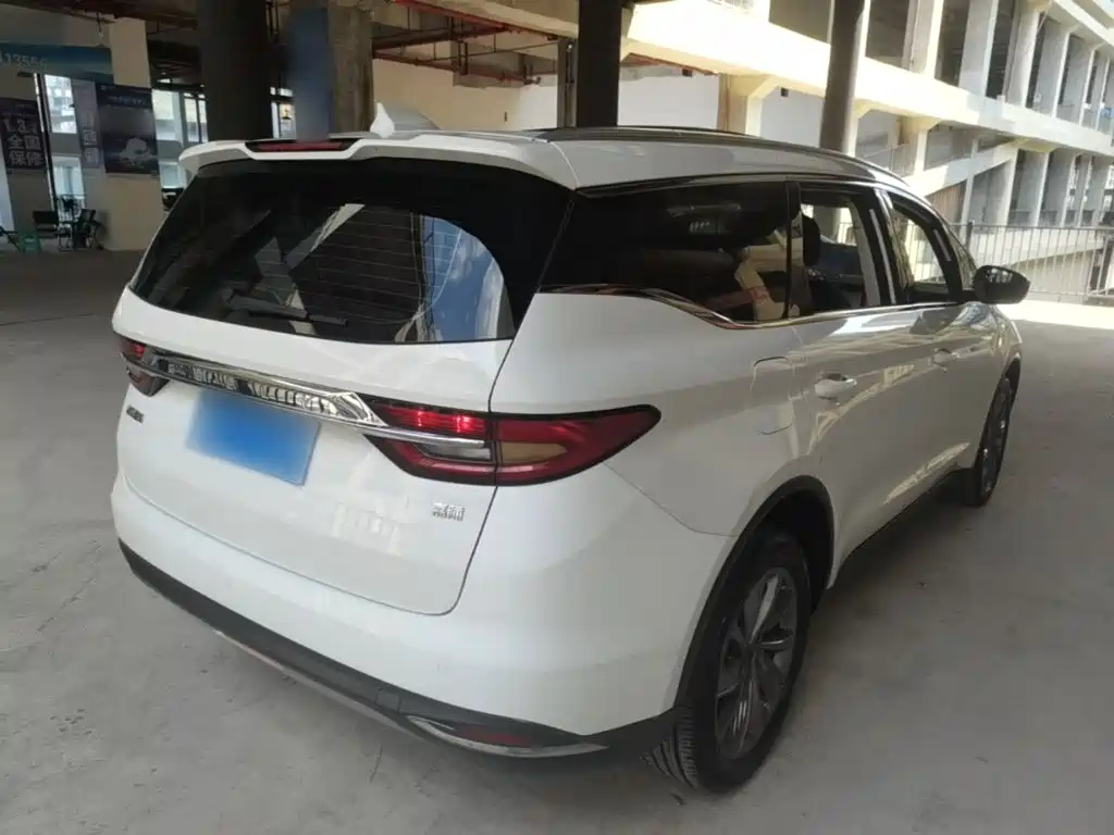 Фото 7 - Geely Jia Ji