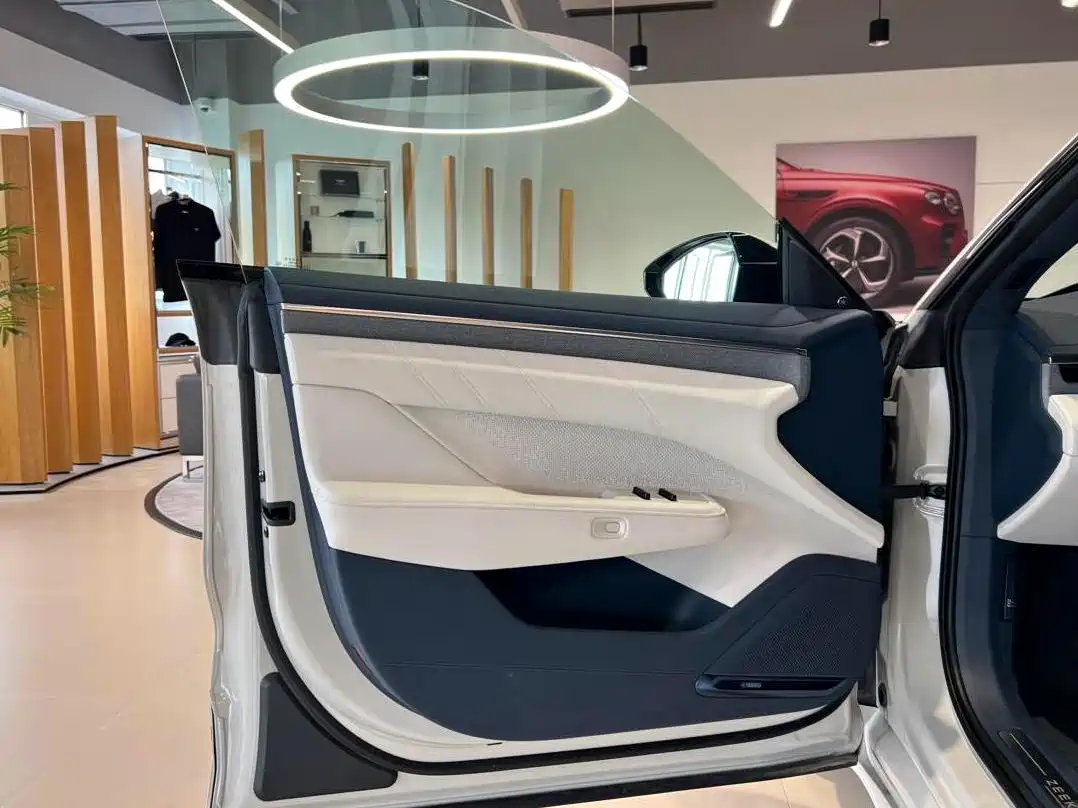 ZEEKR 001 2025 2025 YOU Edition 100kWh AWD