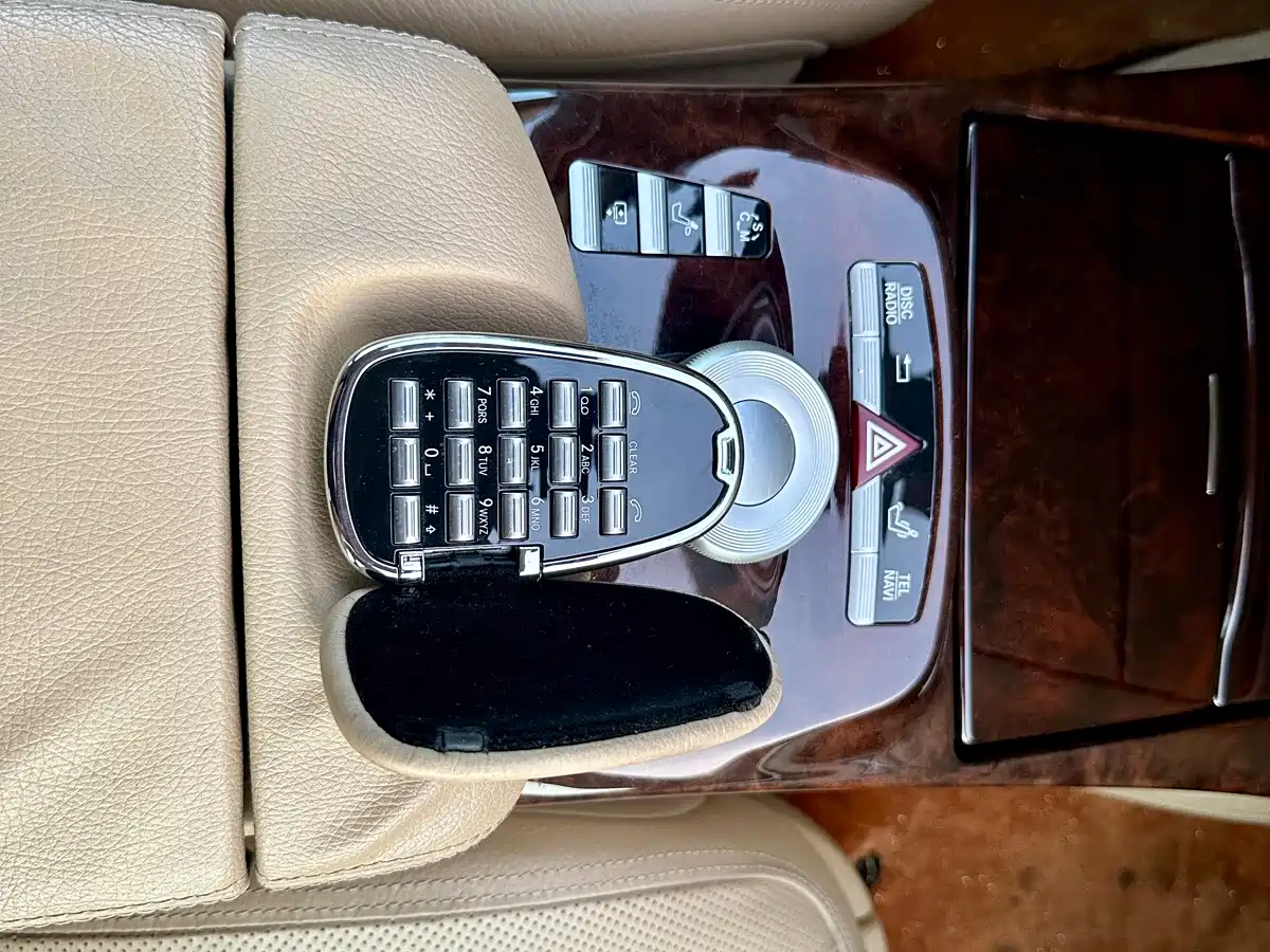 Mercedes-Benz S-Class 2010 Model S 400 L HYBRID фото 18