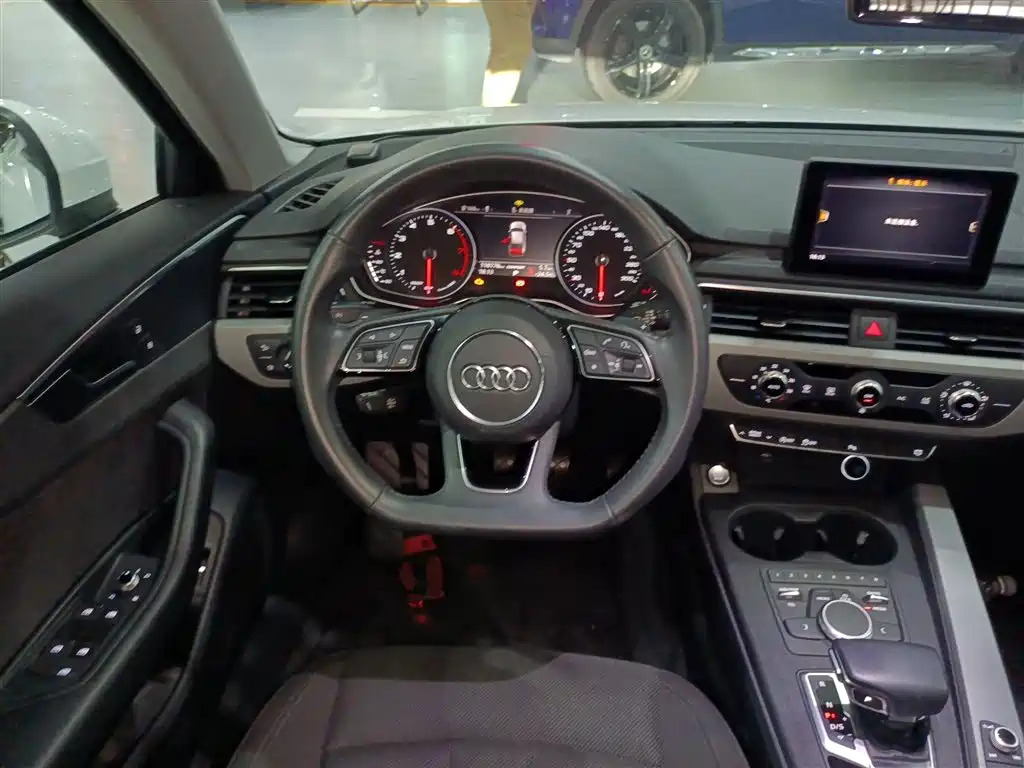 Audi A4L 2018 30th Anniversary 40 TFSI Progressive фото 6