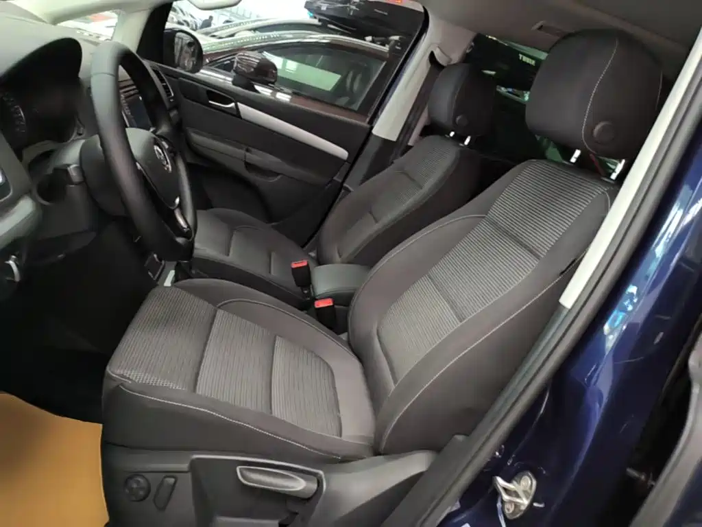 Volkswagen Sharan 2019 2018 Facelift 380TSI Comfort 6-seater