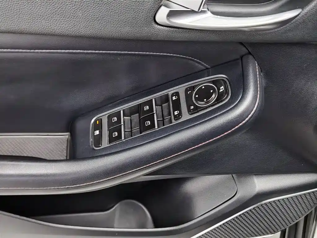 GAC Trumpchi Trumpchi GS4 2020 270T Automatic Smart Connect Tech Version фото 9